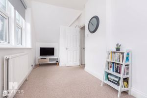 Photo 6- click for photo gallery